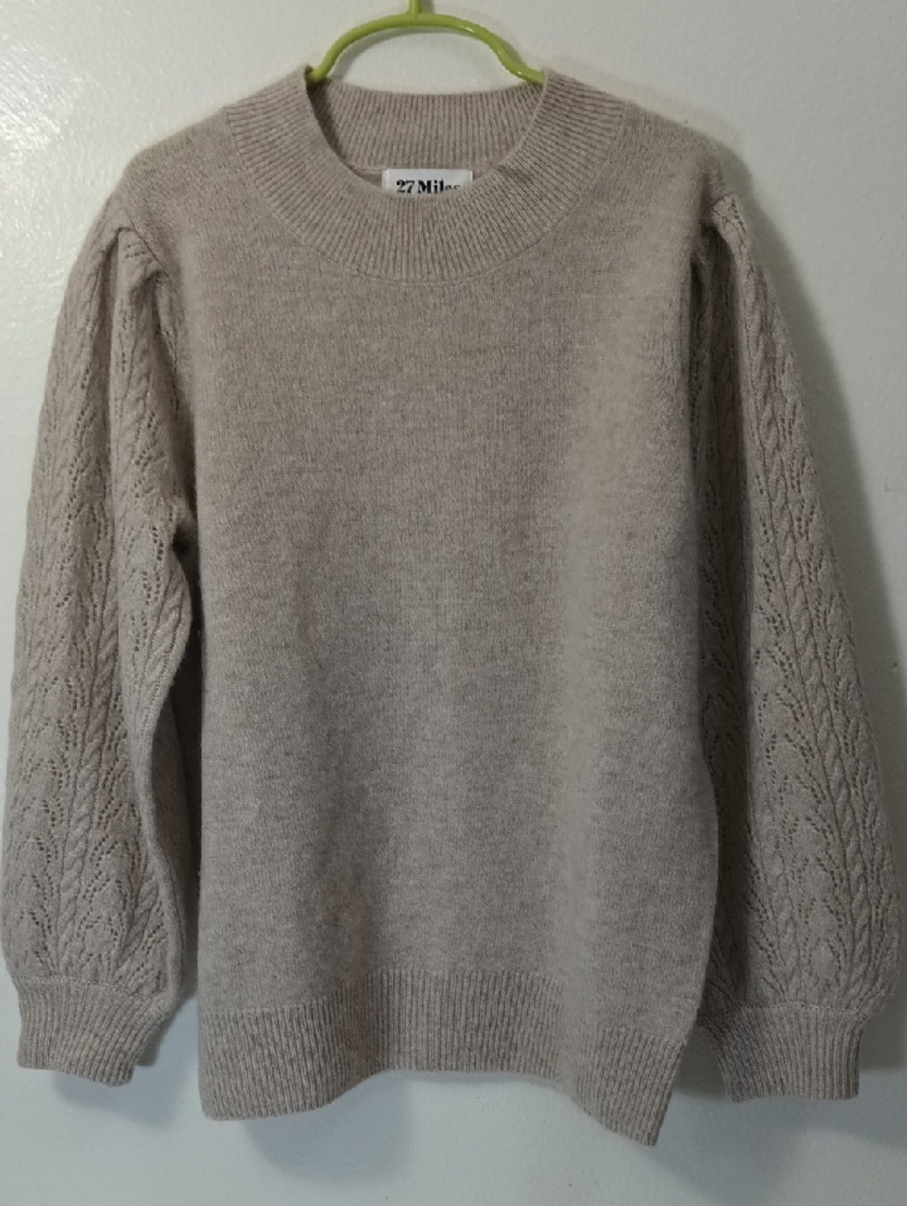 27 Miles Malibu Beige Crewneck 100% Cashmere Sweater